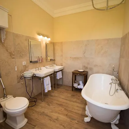 Bed & Breakfast Chateau De Valette La Bachellerie