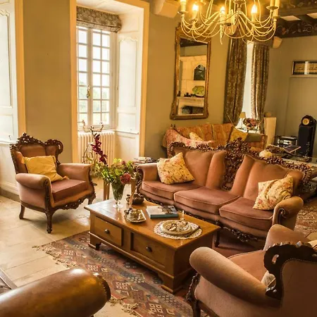 Chateau De Valette לינה וארוחת בוקר 4*