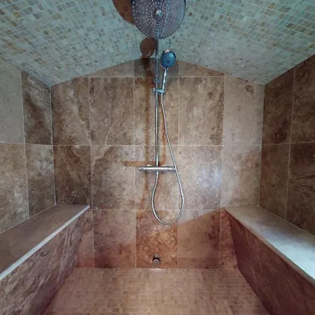 Chateau De Valette 4* La Bachellerie