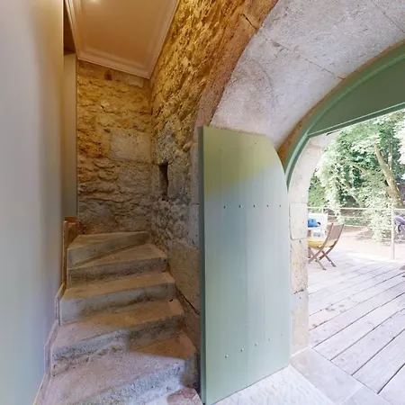 Chateau De Valette לינה וארוחת בוקר 4*