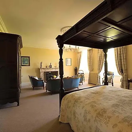 Chateau De Valette فندق مبيت وإفطار