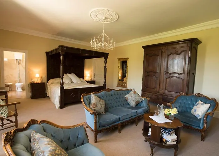 Bed & Breakfast Chateau De Valette La Bachellerie