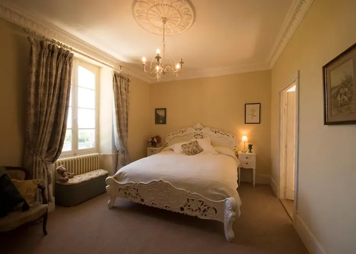 Bed & Breakfast Chateau De Valette 4*