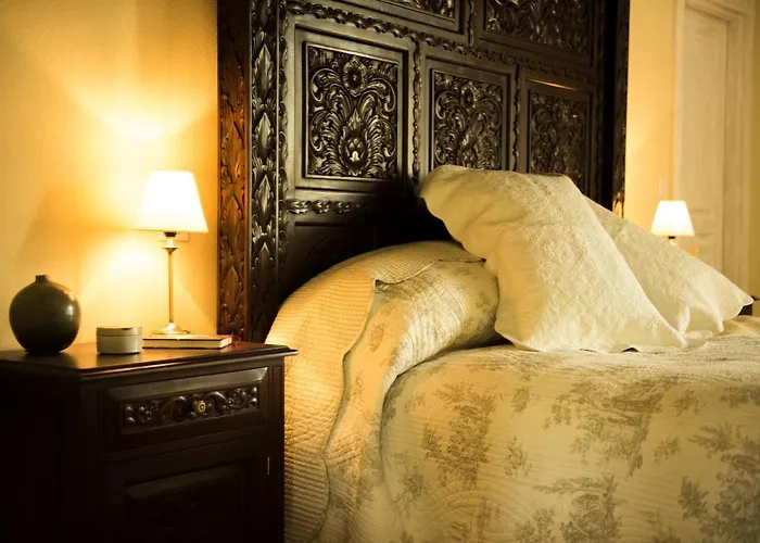 Bed & Breakfast Chateau De Valette 4*