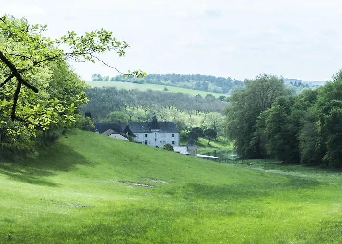 Bed & Breakfast Chateau De Valette 4*